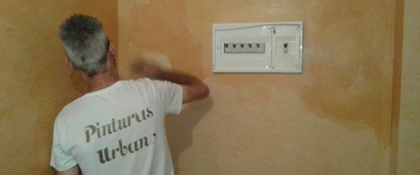 Aplicando Cera Kepi - Pinturas Urbano (1)