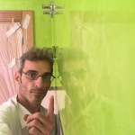 Reflejos sobre estuco veneciano verde paredes wc (5)