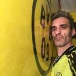 Estuco Veneciano Original a rayas amarillas y negras Borussia Dortmund (57)