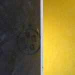 Muestras Estuco Negro y Amarillo con Escudo (14)
