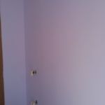 1 mano de plastico sideral color malva en paredes (3)
