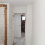 Aplicado 3 mano de aguaplast fino en paredes (13)
