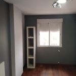 Habitacion 2 Plastico color gris claro y esmalte gris oscuro (4)