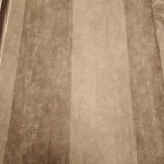 Papel Pintado a lineas marrones (1)