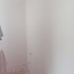 2 mano de plastico sideral s-500 en paredes (10)
